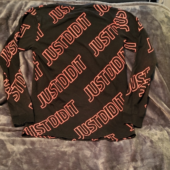 2-PIECE BUNDLE NIKE JUST DO IT NO. 23 BOYS LONG SLEEVE SHIRTS, SIZE SMALL - Picture 3 of 6